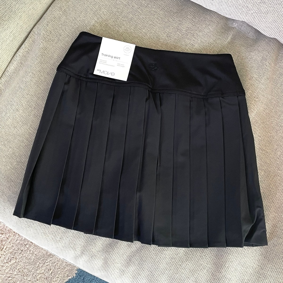 H&Mのスコート購入。商品写真で自分に似合うか想像できなかった